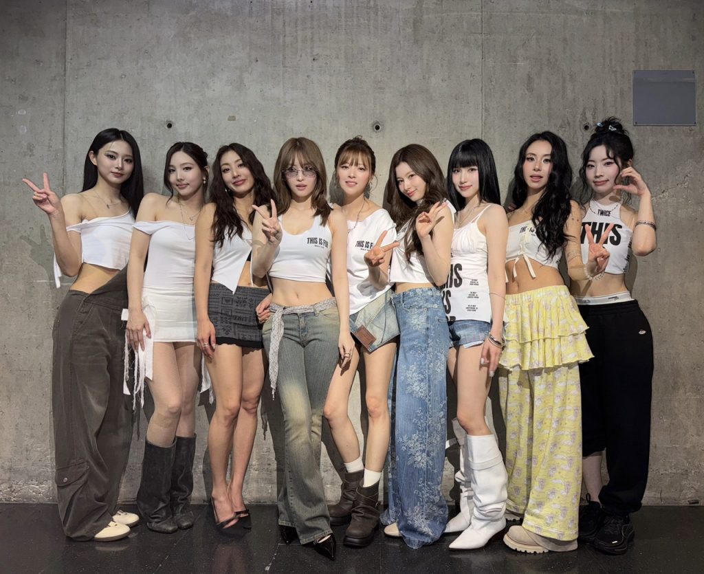 Twice Crowned Best Female K-Pop Artist at AMAs