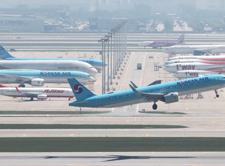 Aviation Output Plunges to 52-Month Low in April Amidst Rising Fuel Surcharges