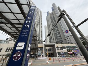 Chipmaker Shuttle Stops: Korea's New Property Premium Driver