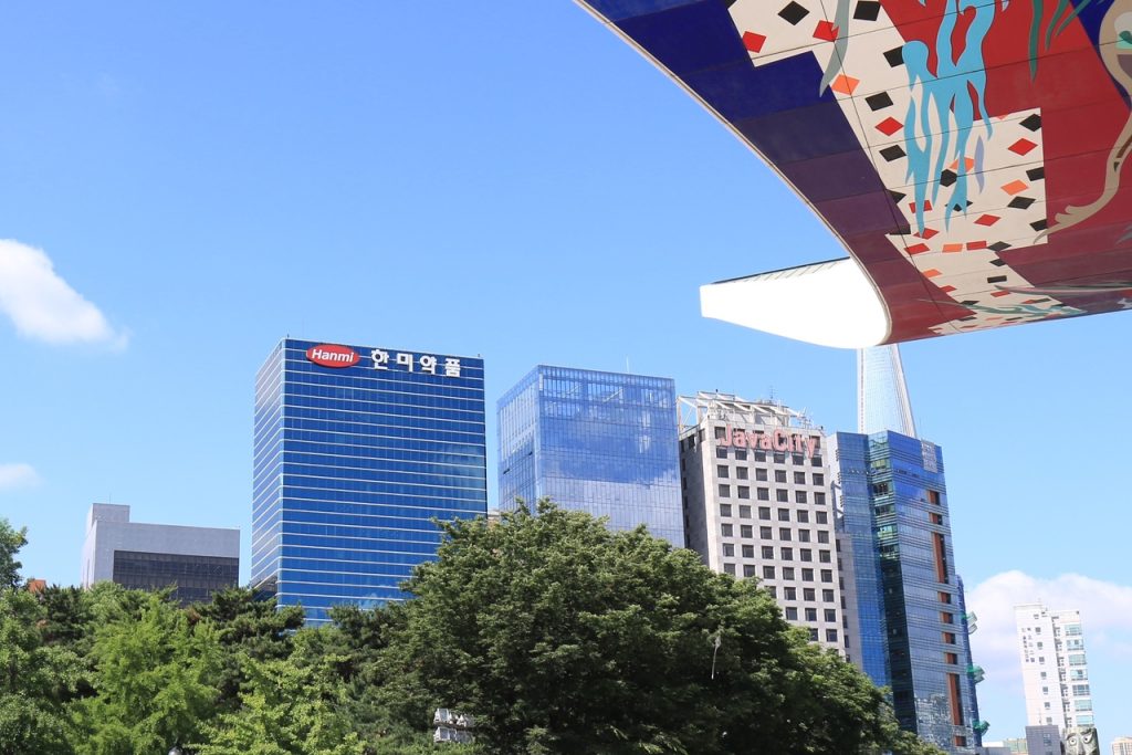 Hanmi, Eli Lilly Sign $1.26 Billion Licensing Agreement