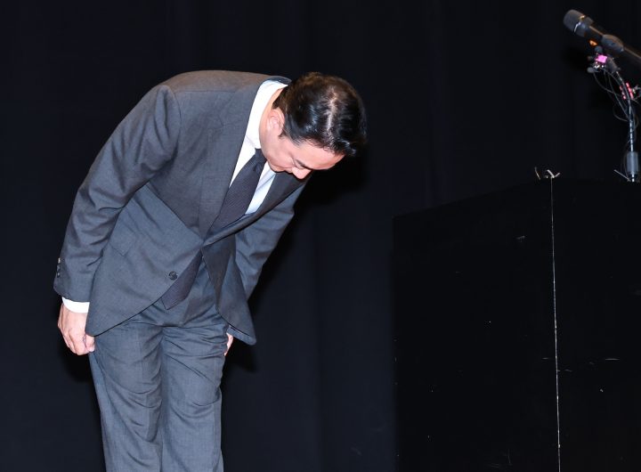 JoongAng Ilbo Enters First Default: Missed Repayment