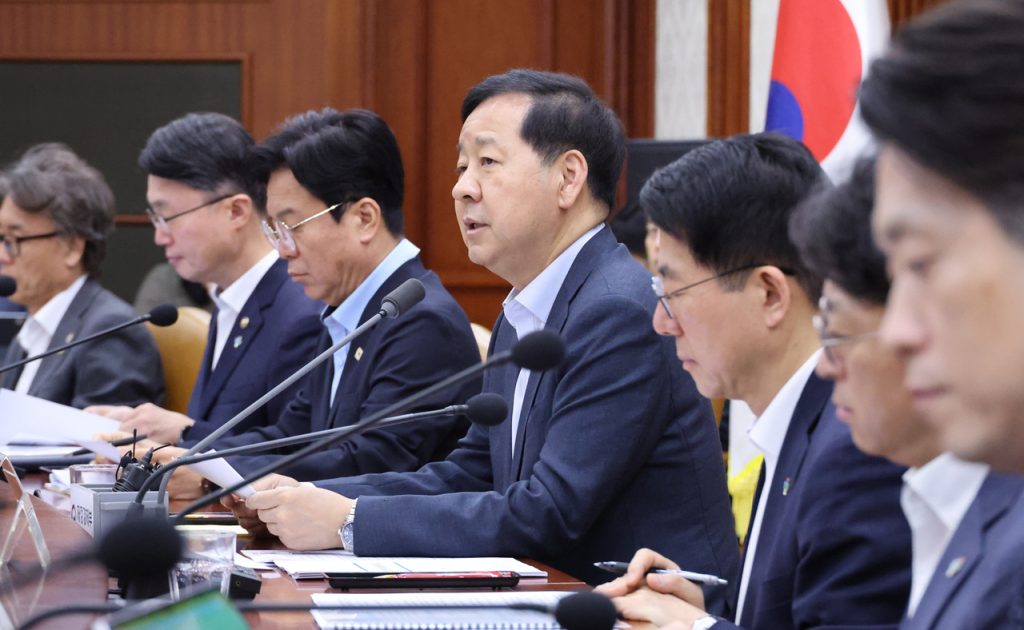 Korea's W1 Trillion Plan: Living Cost Relief, Fuel Price Cuts