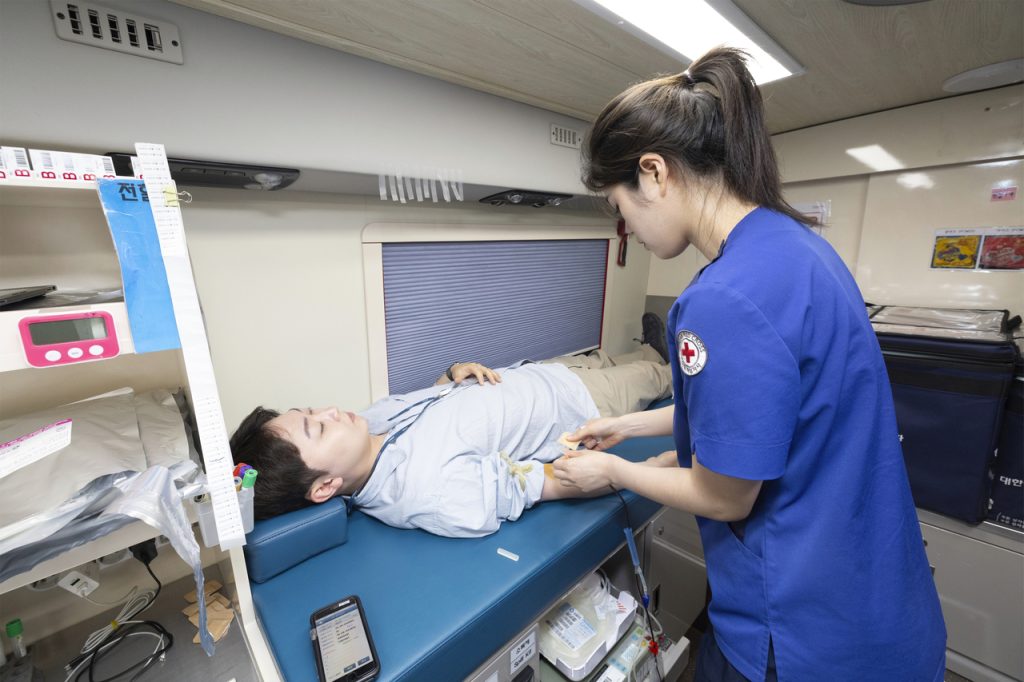 Posco Blood Drive Surpasses 65,000 Donors
