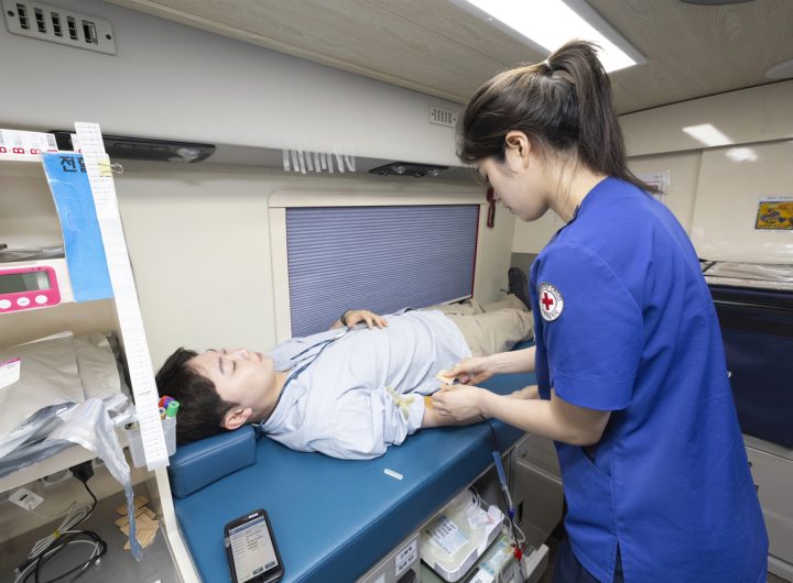 Posco Blood Drive Surpasses 65,000 Donors