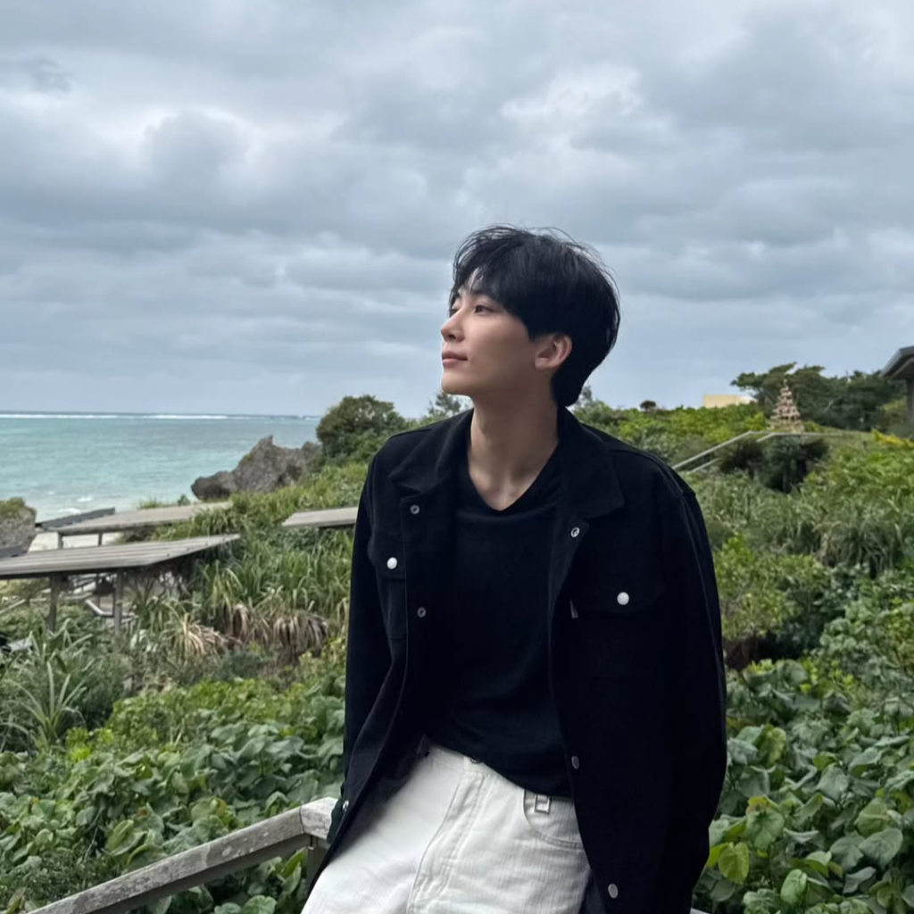 Seventeen Jeonghan First Member Completes Military Service