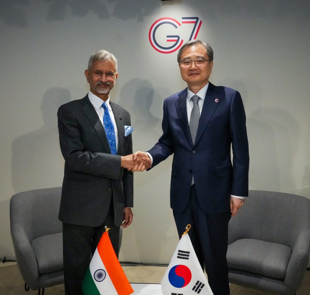 South Korea India FMs Strengthen Economy, AI, Defense Cooperation