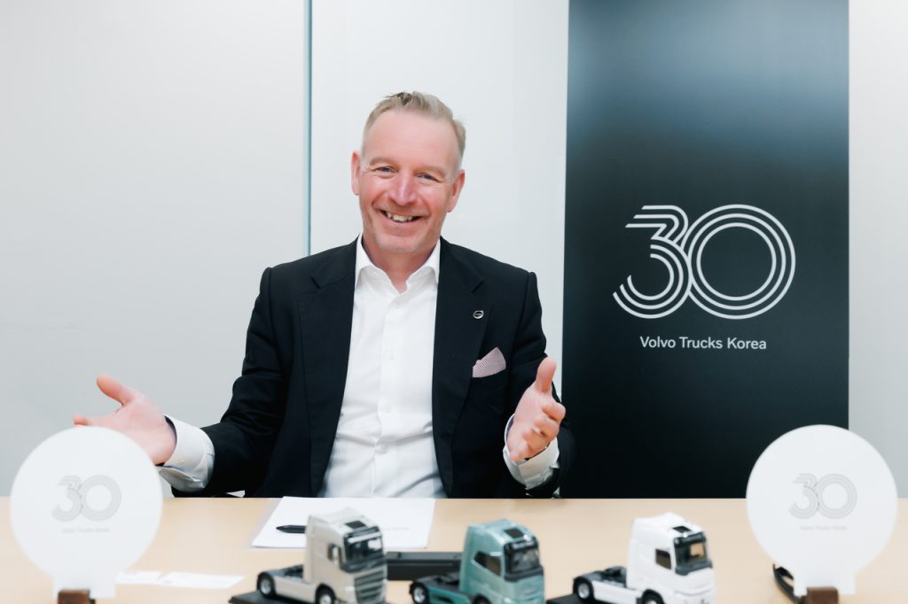 Volvo Trucks: EV Technology Ready, Demands Ecosystem Support