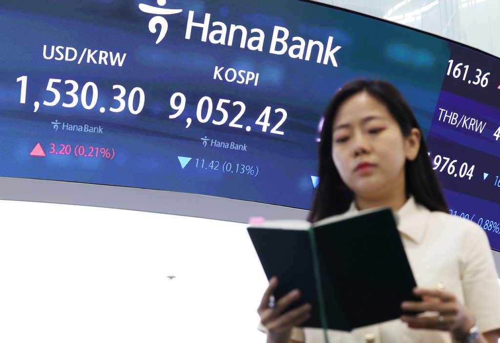Won-Dollar Rate Averages Crisis-Era 1,520 in June