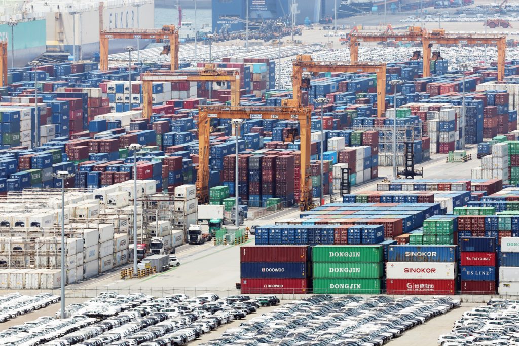 South Korea's Record May Current Account Surplus